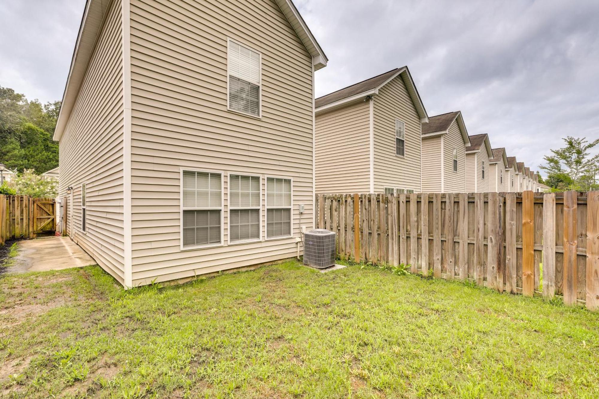 Charming North Charleston Townhome - Pets Welcome! Extérieur photo